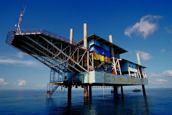 Отель на морской нефтяной платформе